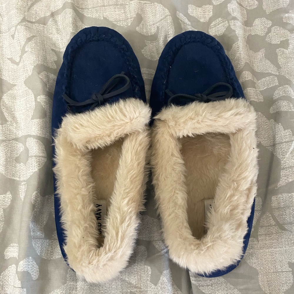 Brand new old navy house slipper